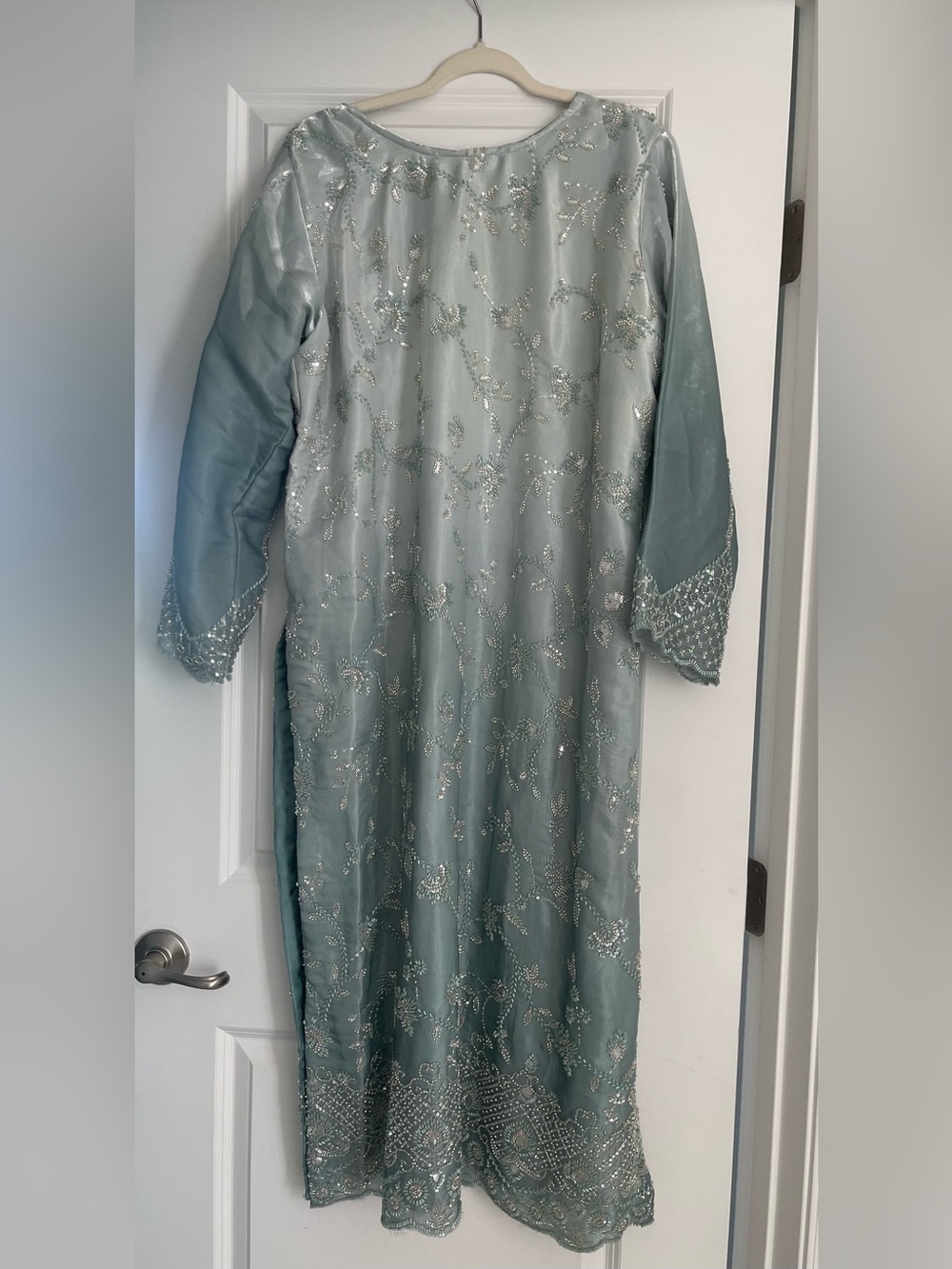 pakistani dress - Picture 9 of 9